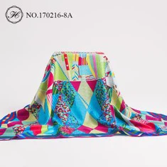 Kundenspezifische Silk Scarf Design Factory